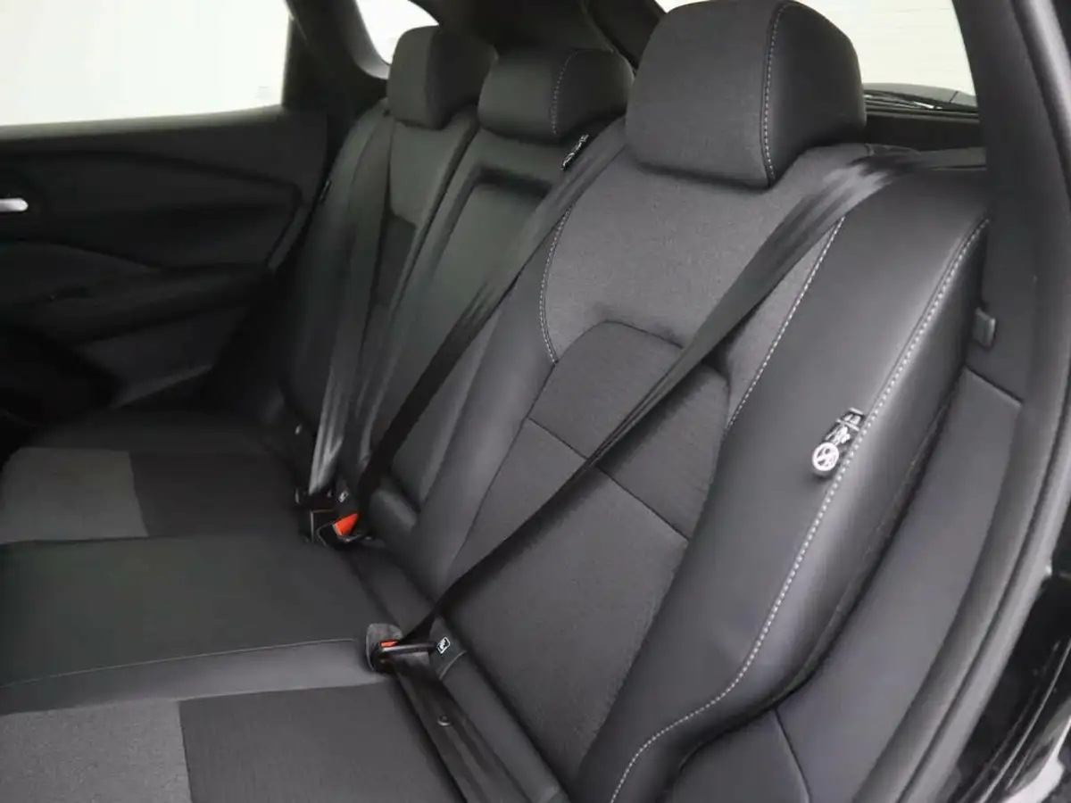 2024-nissan-qashqai-15-n-connecta-glass-roof-pack-big-9