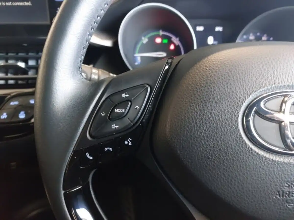 2022-toyota-c-hr-18-vvt-i-icon-big-9