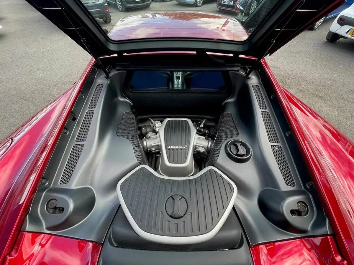 2011-mclaren-12c-38-big-12