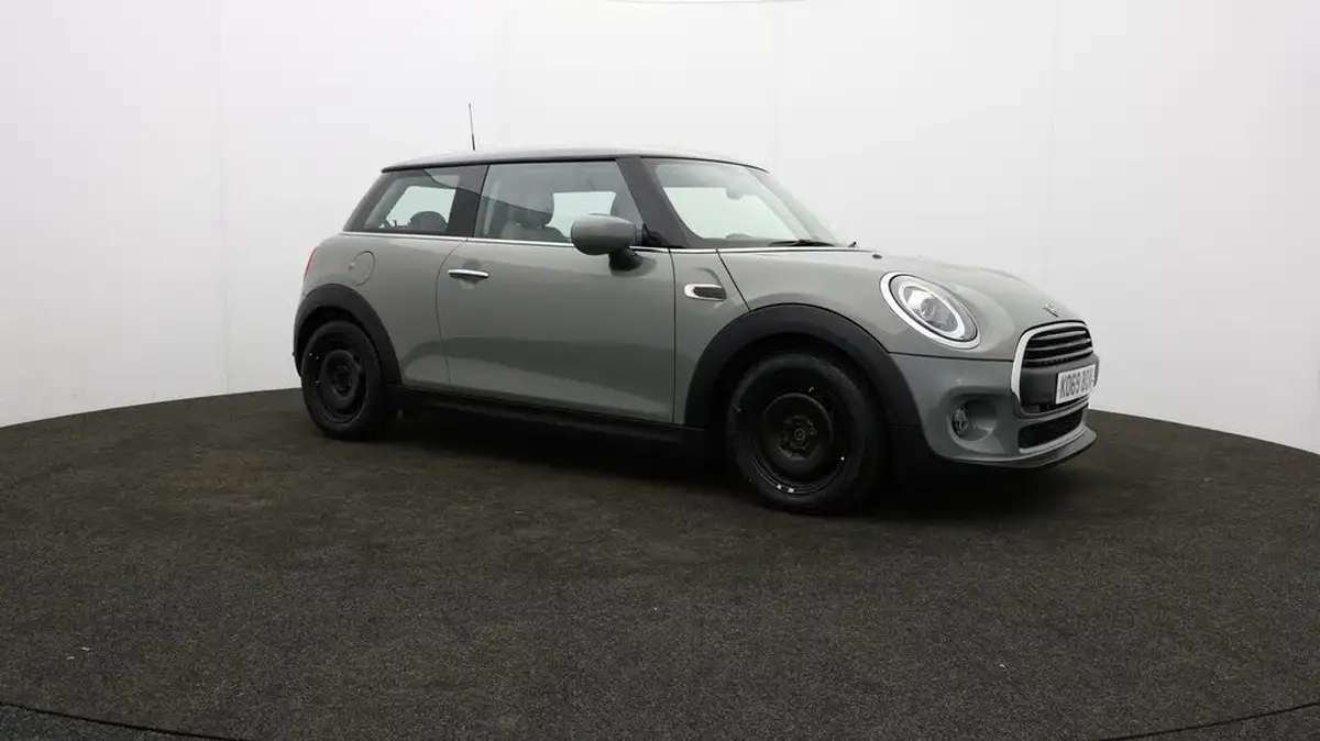2020-mini-cooper-15-one-classic-3d-big-36