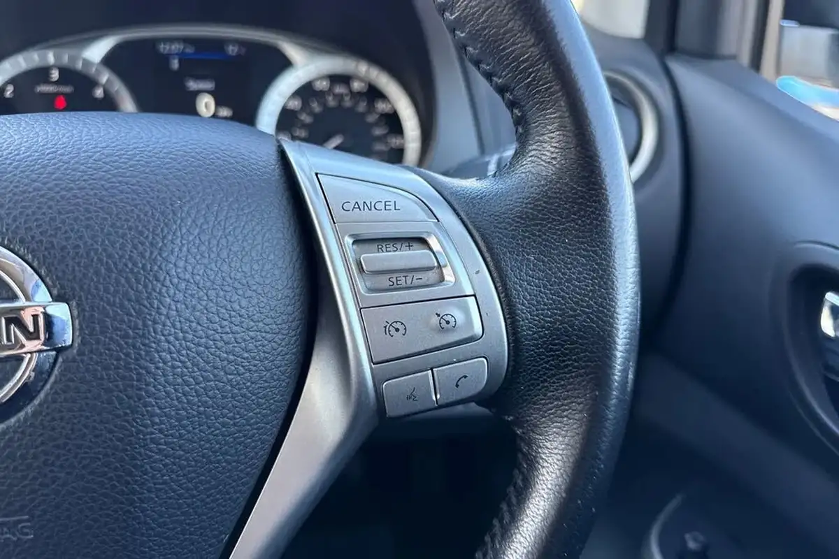 2020-nissan-navara-23dci-tt-tekna-8-navileather-auto-big-41