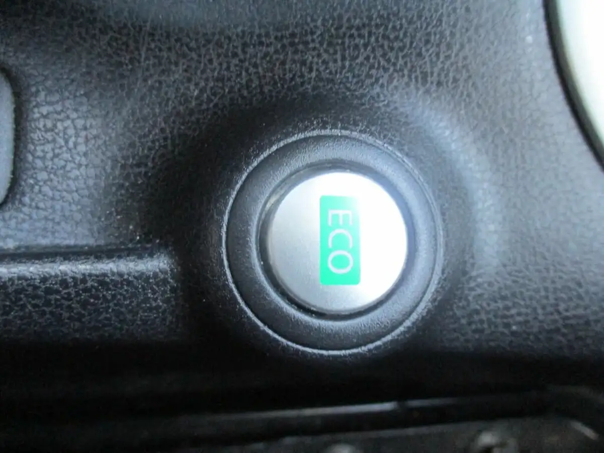 2016-nissan-note-12-acenta-premium-80ps-big-49