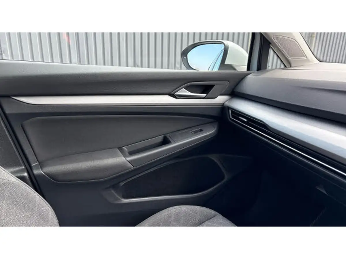2021-volkswagen-golf-15-tsi-life-150ps-hatchback-big-62
