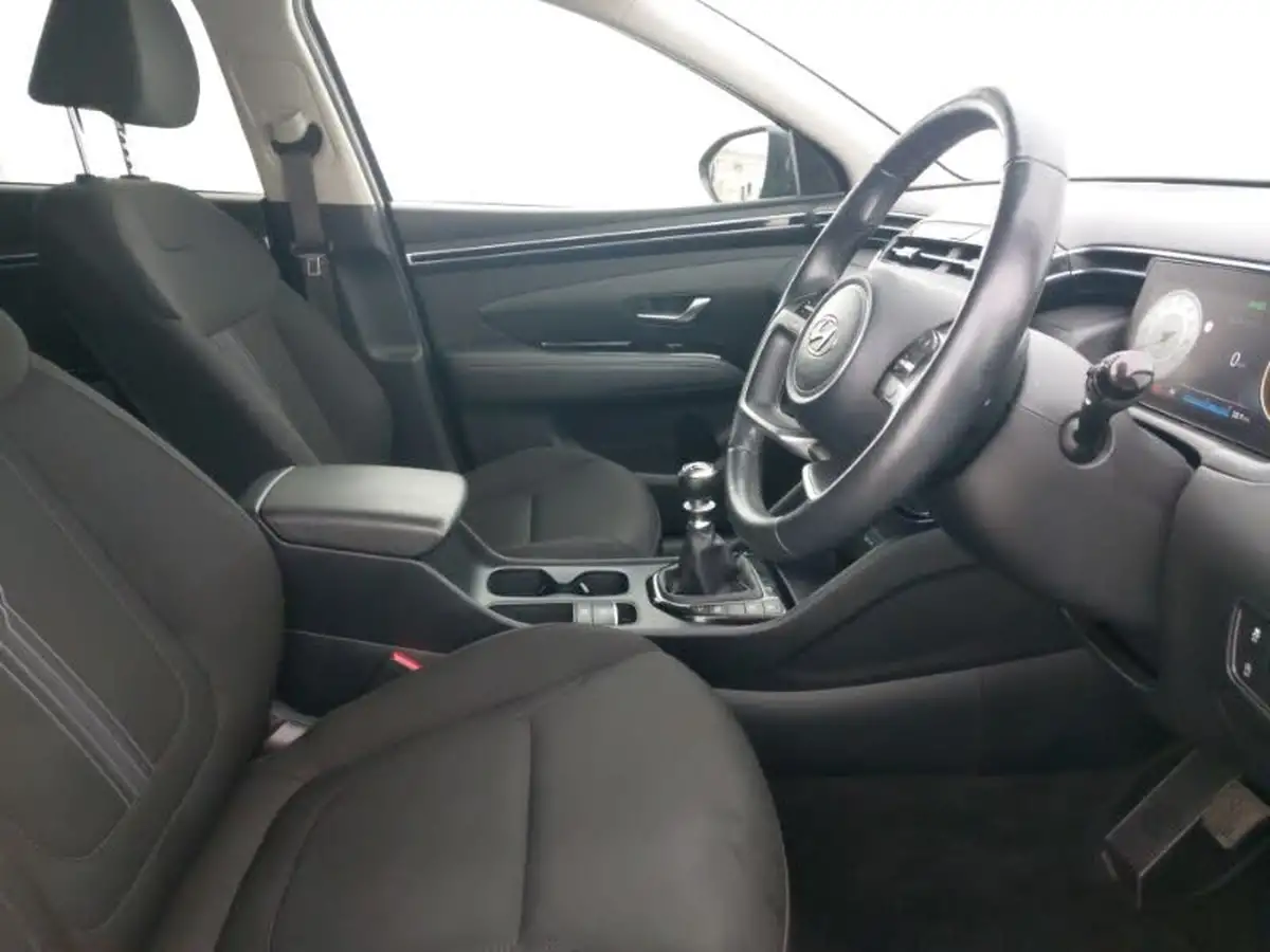 2022-hyundai-tucson-16-t-gdi-premium-150ps-big-10