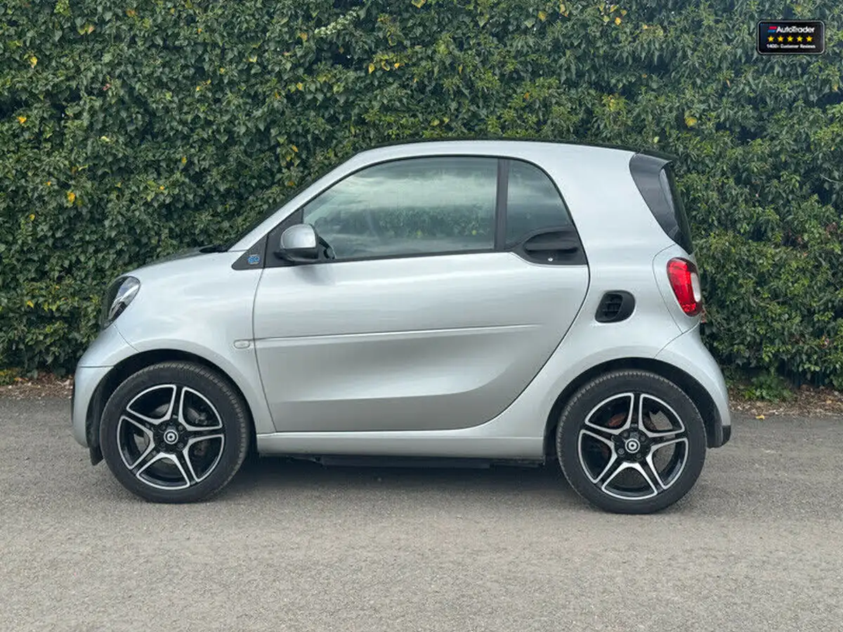 2020-smart-fortwo-eq-pulse-premium-coupe-big-26