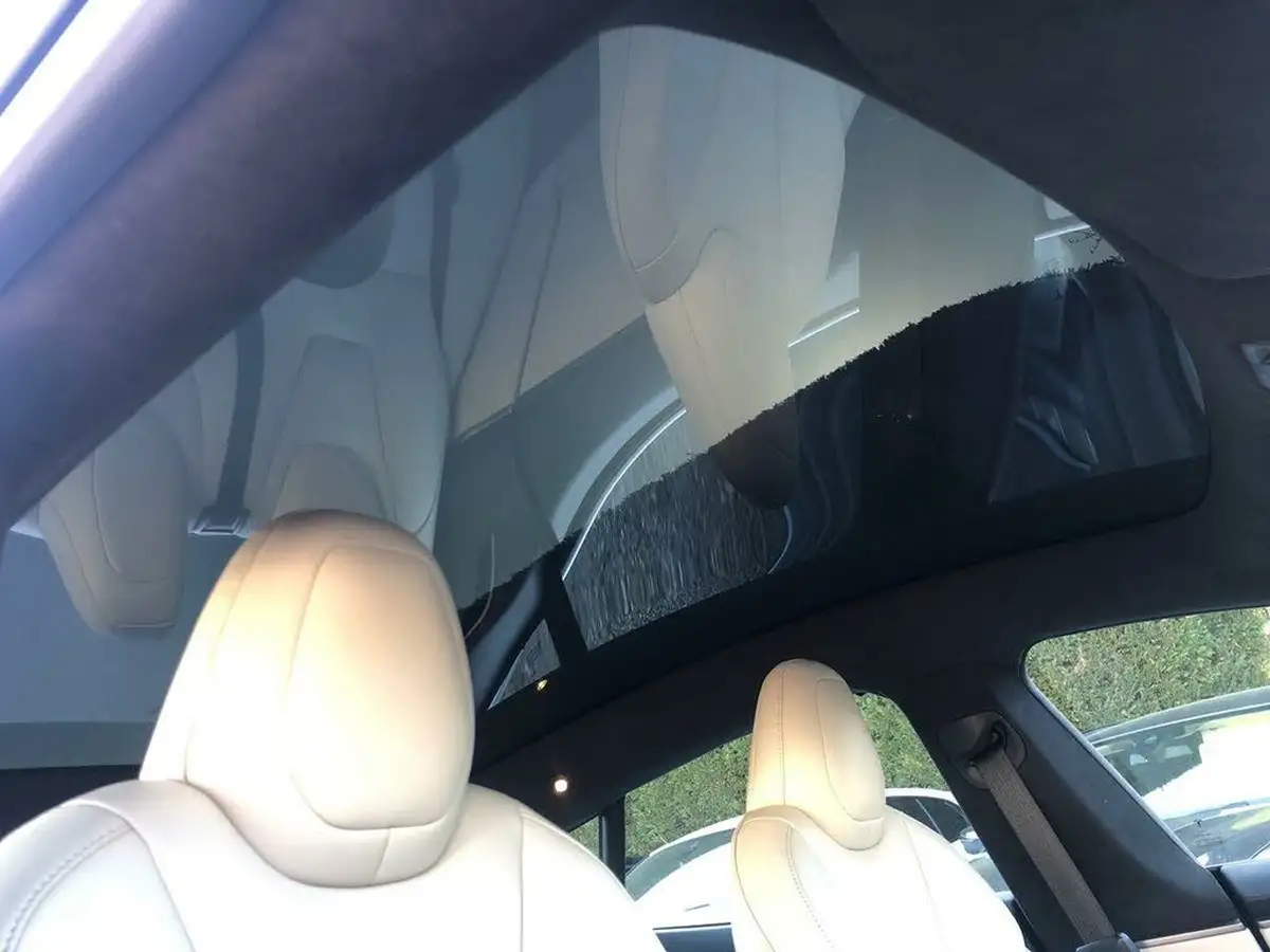 2020-tesla-model-s-e-long-range-big-26