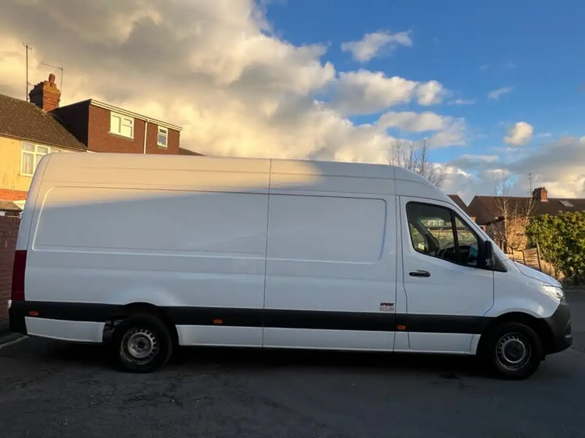 2021-mercedes-benz-sprinter-21cdi-314-l3h2-progressive-panel-big-21