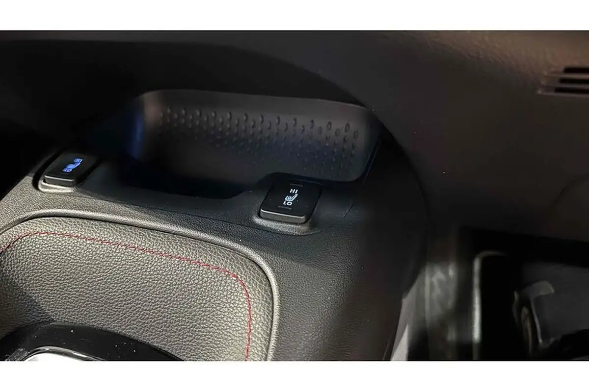 2021-toyota-corolla-20-vvt-i-excel-18in-alloy-wheelstrk-touring-sports-big-38