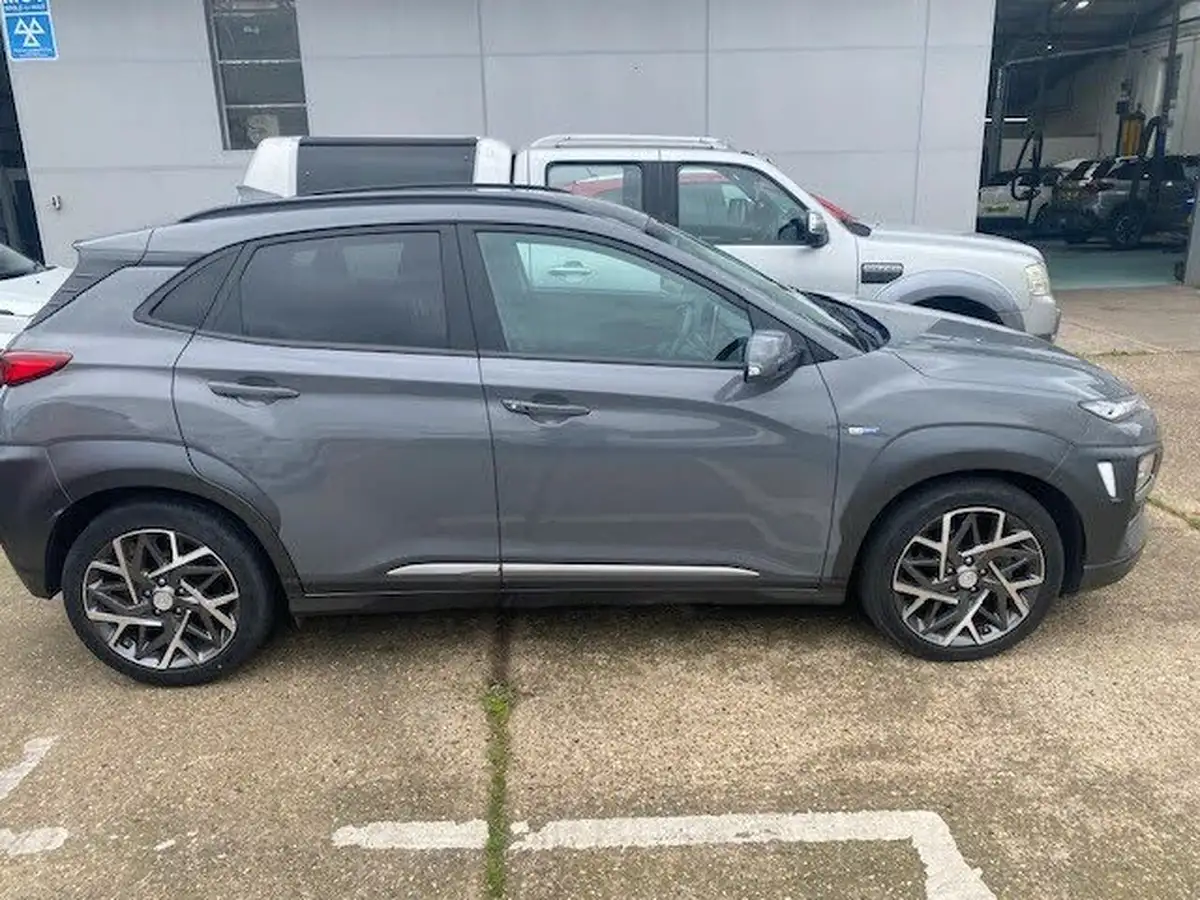 2020-hyundai-kona-16-gdi-premium-se-big-5