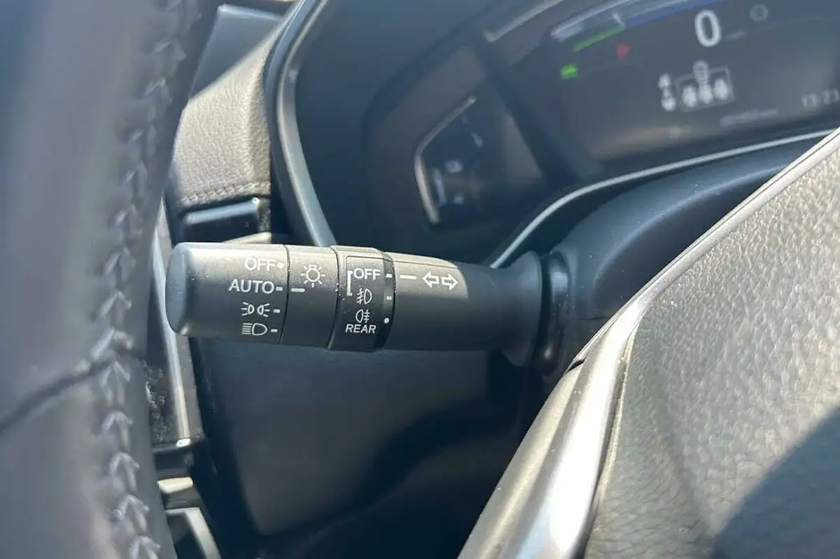 2023-honda-cr-v-20-i-mmd-se-big-25