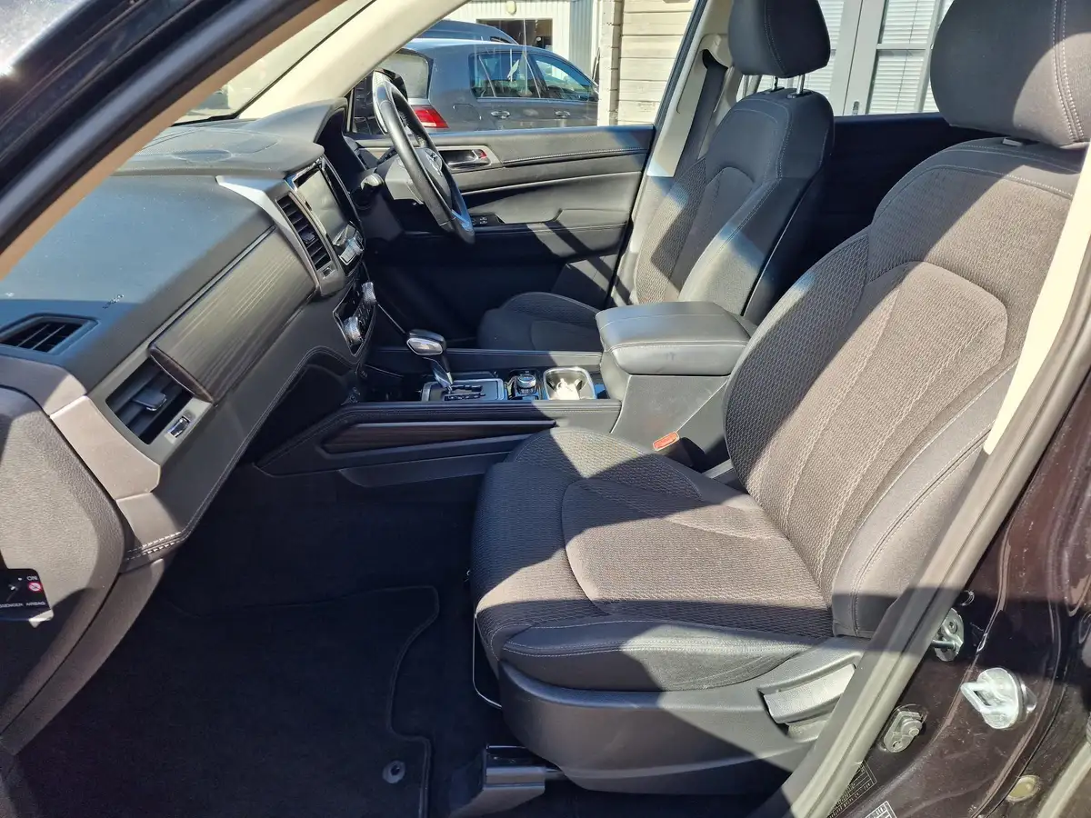 2019-kgm-ssangyong-rexton-22td-ex-t-tronic-big-29