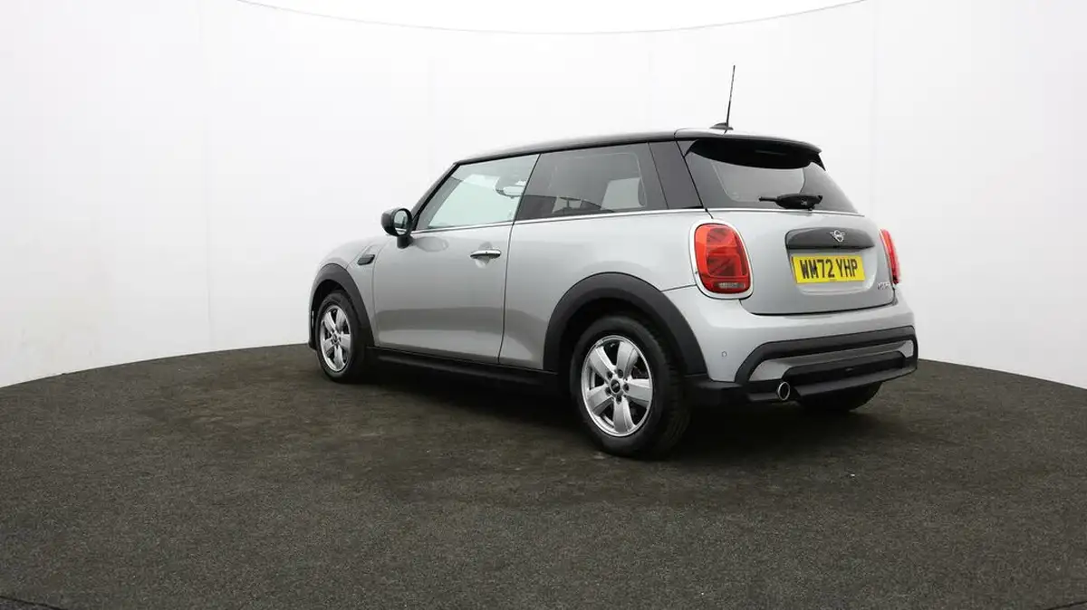 2023-mini-cooper-15-cooper-classic-premium-auto-hatchback-3d-auto-big-65