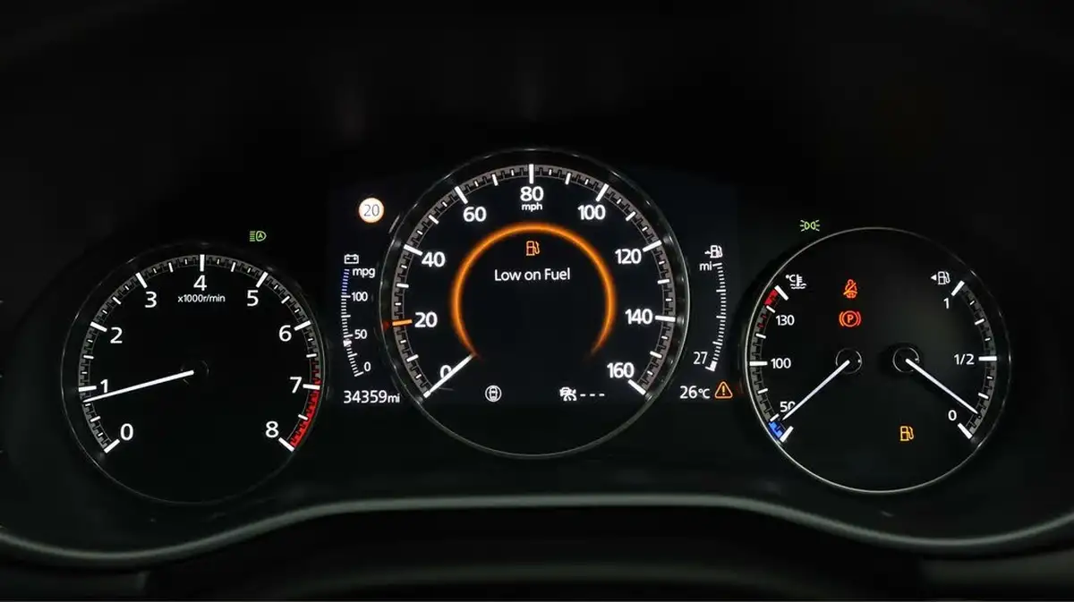 2021-mazda-mazda3-20-100th-anniversary-edition-big-9