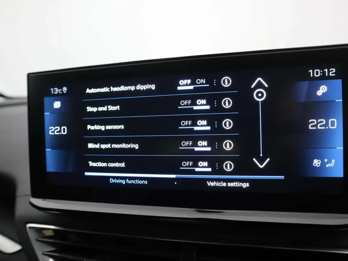 2021-peugeot-5008-suv-12-puretech-allure-big-15