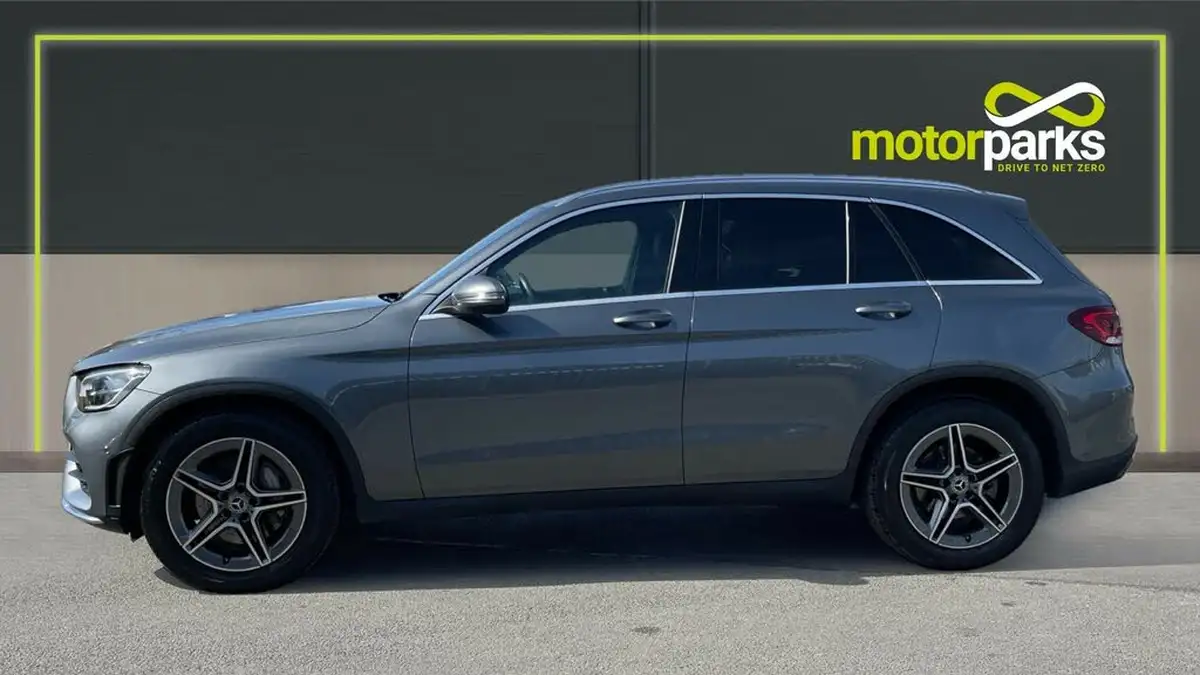 2021-mercedes-benz-glc-class-20-glc300-amg-line-272ps-eq-boost-station-wagon-5d-big-5