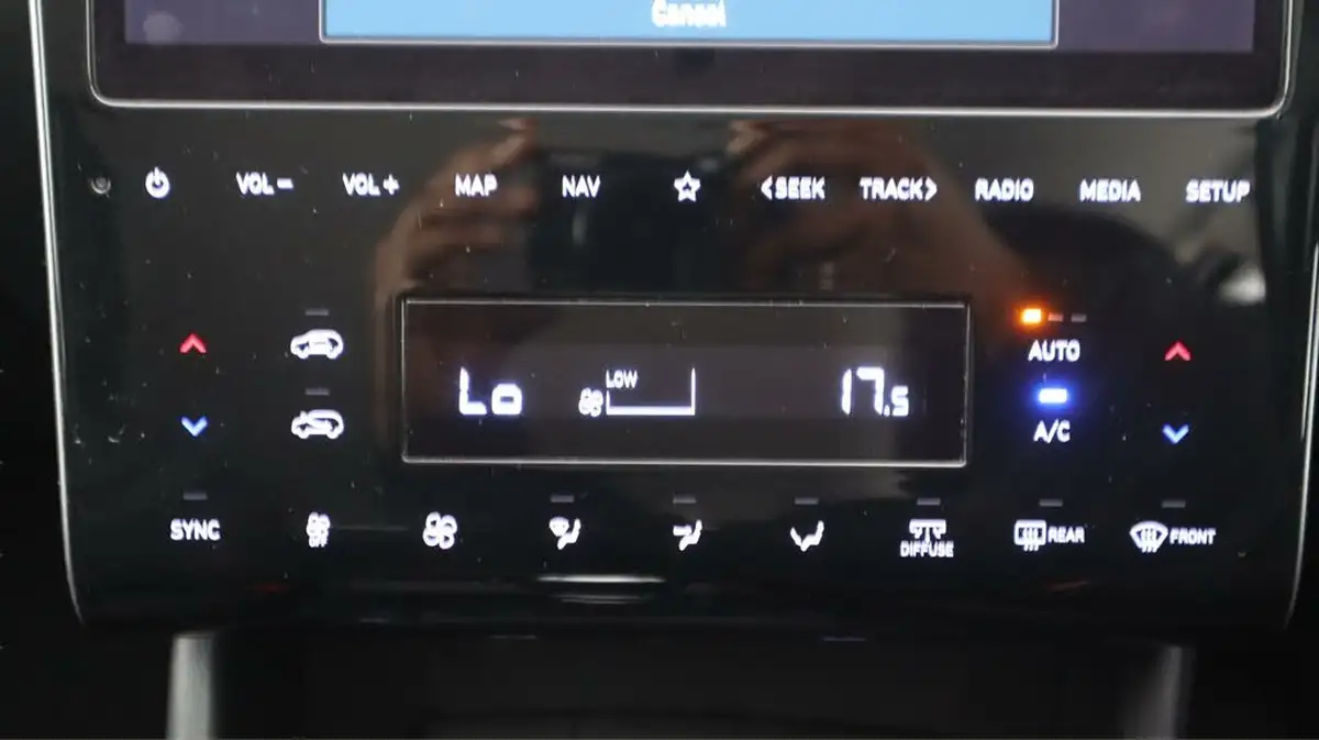 2021-hyundai-tucson-16-t-gdi-se-connect-150ps-48-volt-mhev-big-12