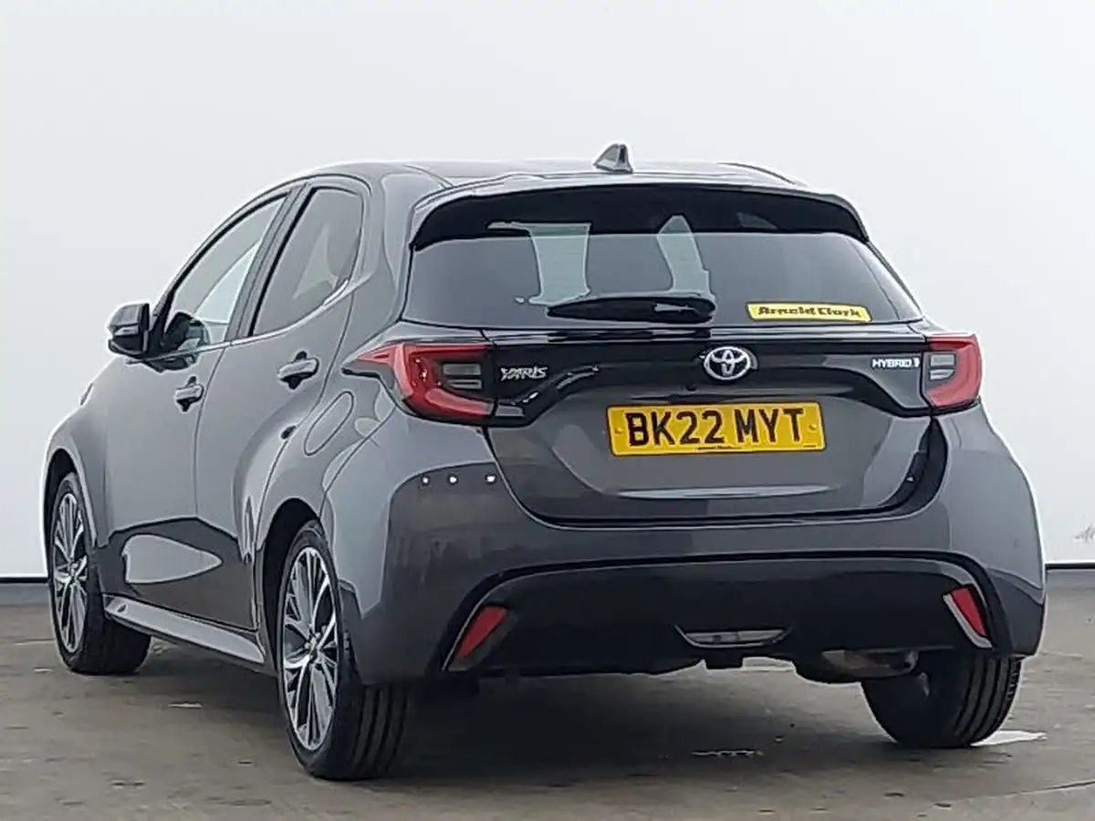 2022-toyota-yaris-15-vvt-i-excel-big-1