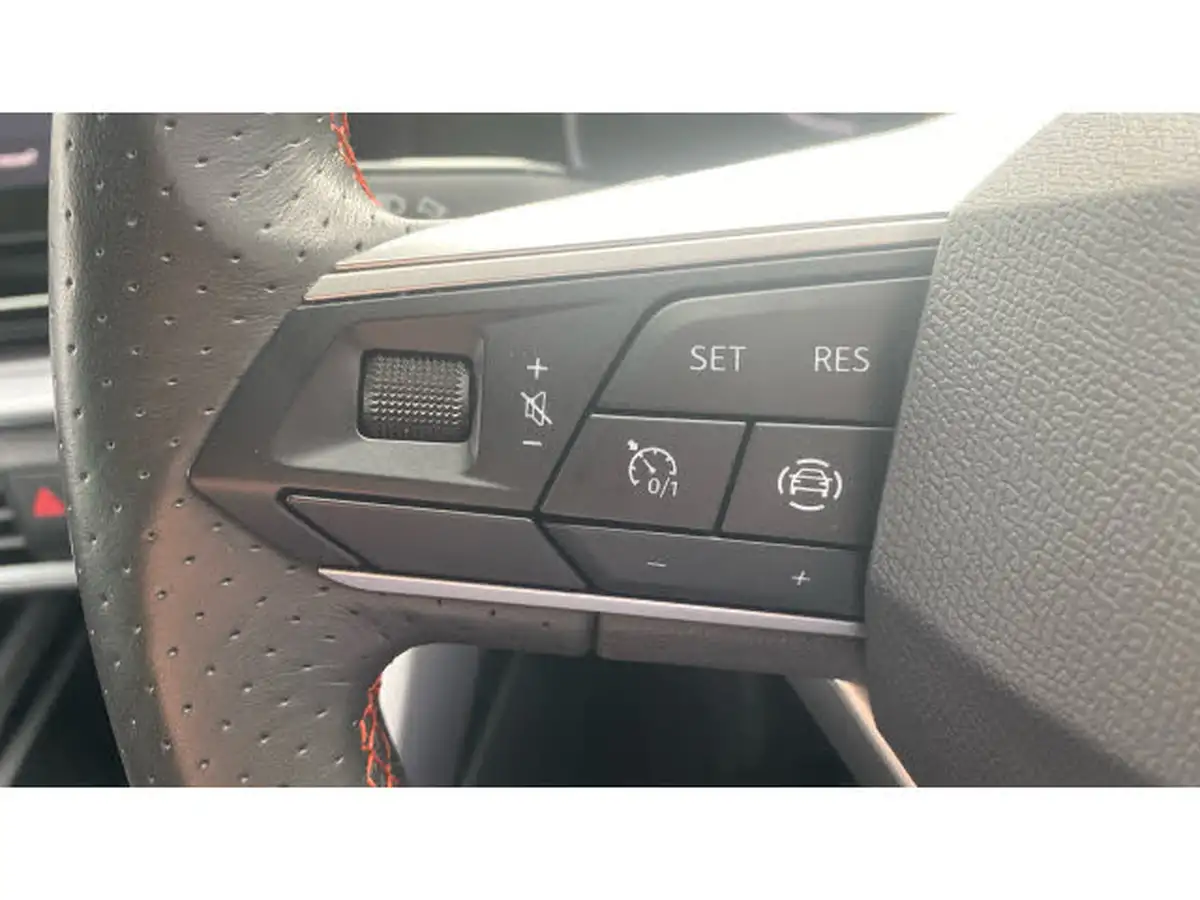 2021-seat-leon-15-tsi-evo-fr-150ps-hatchback-big-31