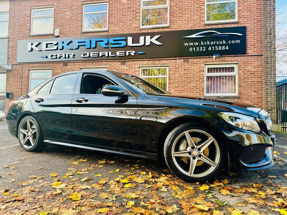 2014-mercedes-benz-c-class-21cdi-c220-amg-line-ss-saloon-4d-7g-tronic-plus-big-47