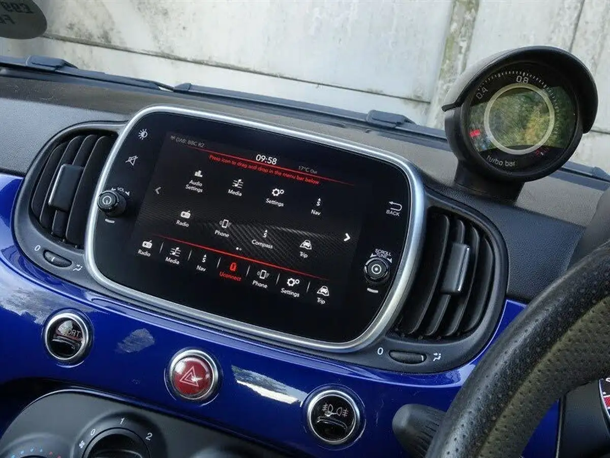 2018-abarth-595-14-tjet-big-19