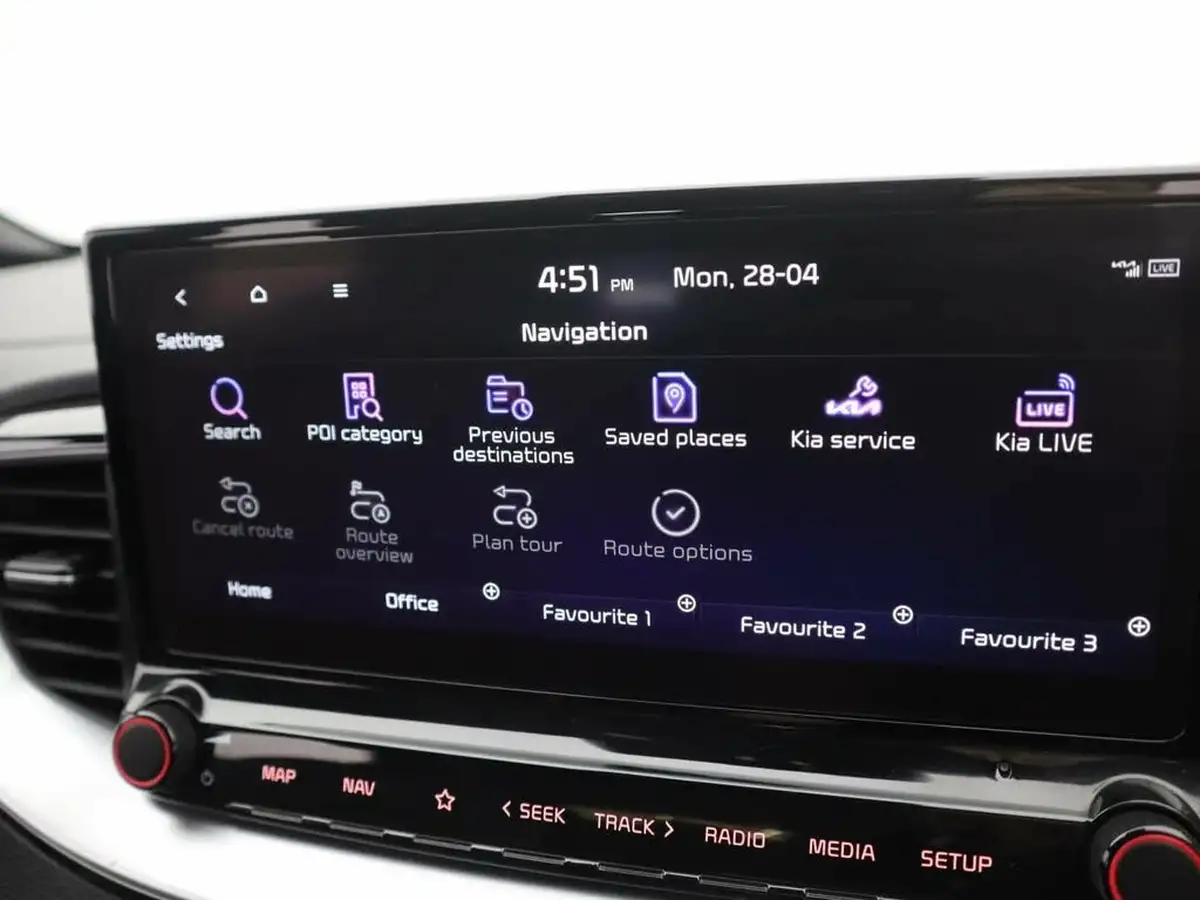 2022-kia-pro-ceed-15-t-gdi-gt-line-big-12