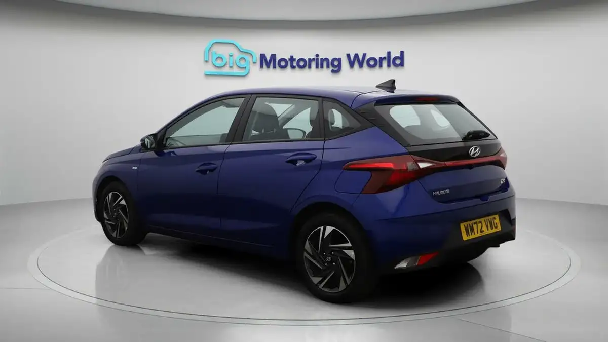 2023-hyundai-i20-10-t-gdi-se-connect-dct-big-5