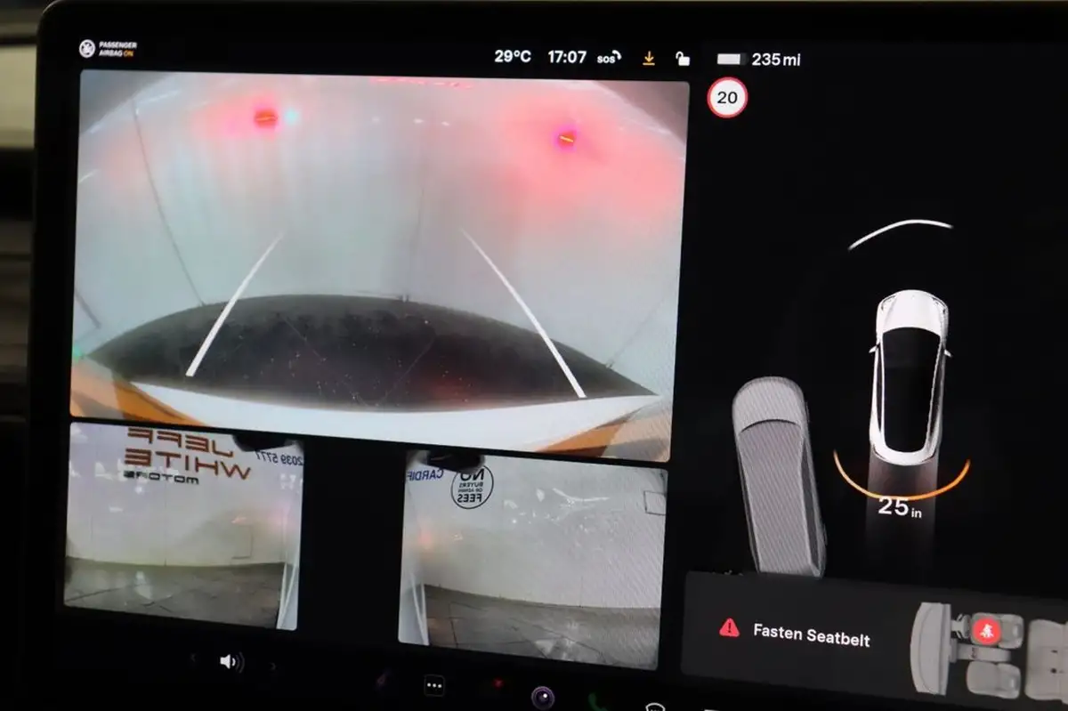 2019-tesla-model-3-e-4x4-performance-pack-big-10