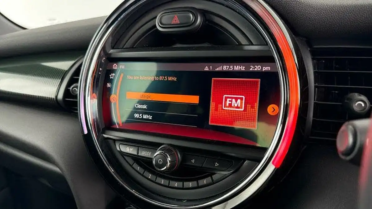 2019-mini-cooper-20-cooper-s-60-years-edition-big-13