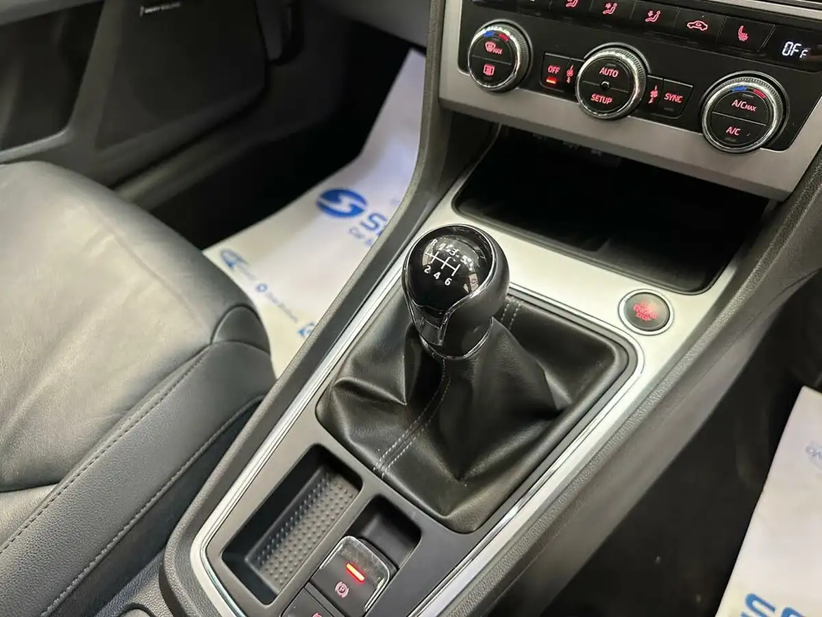 2017-seat-leon-20tdi-xcellence-technology-184ps-hatchback-big-10