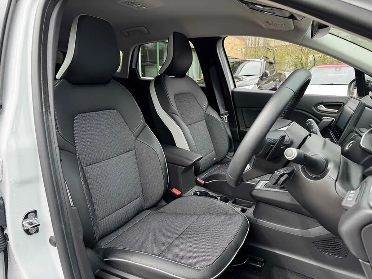 2021-renault-captur-13-tce-s-edition-140ps-edc-auto-big-7