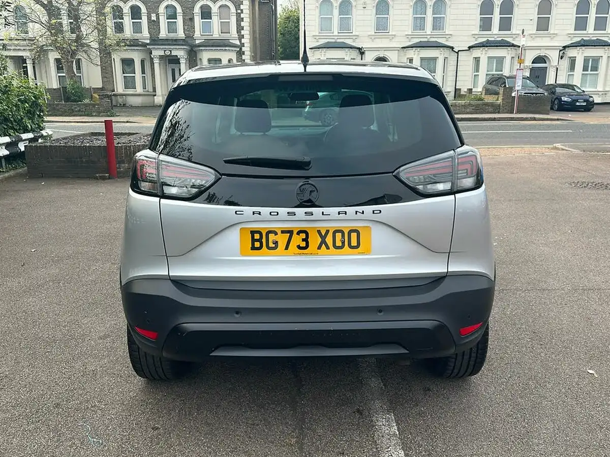 2023-vauxhall-crossland-12-gs-130ps-auto-big-6