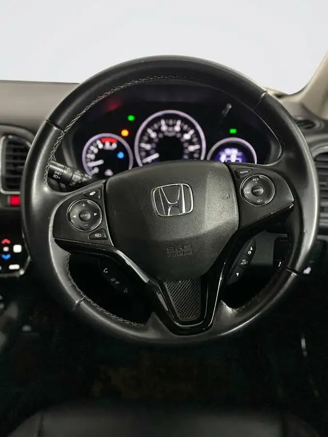 2018-honda-hr-v-16-i-dtec-ex-big-11