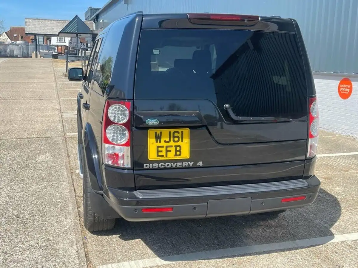 2011-land-rover-discovery-4-30td-landmark-big-38