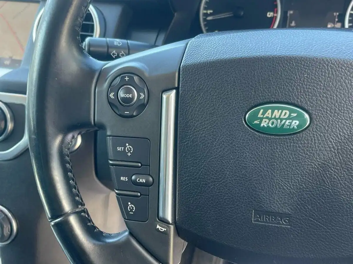 2011-land-rover-discovery-4-30td-landmark-big-14