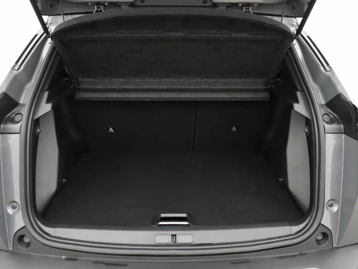 2024-peugeot-2008-suv-12-puretech-gt-130ps-eat8-big-18