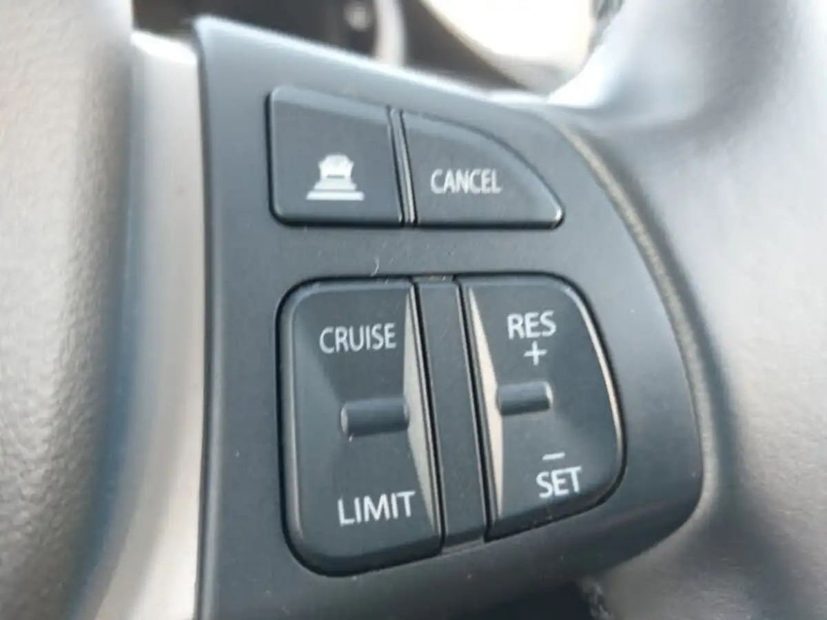 2021-suzuki-s-cross-14-boosterjet-sz-t-big-17