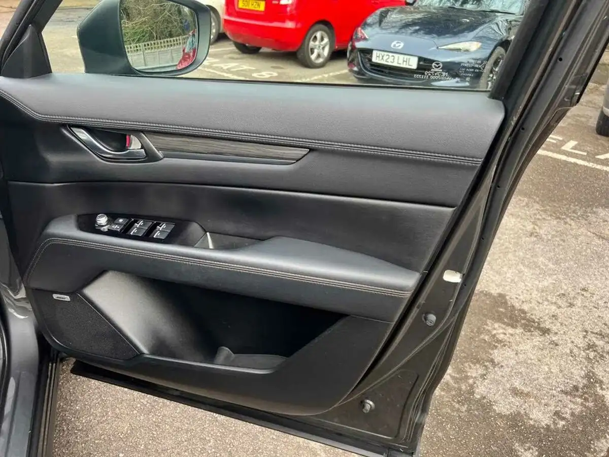 2019-mazda-cx-5-20-sport-nav-big-12