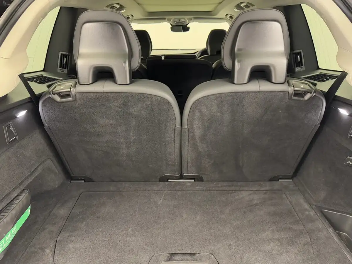 2022-volvo-xc90-20-b5-plus-big-12
