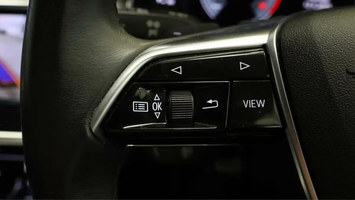 2022-audi-a6-saloon-20-40-tfsi-sport-big-23