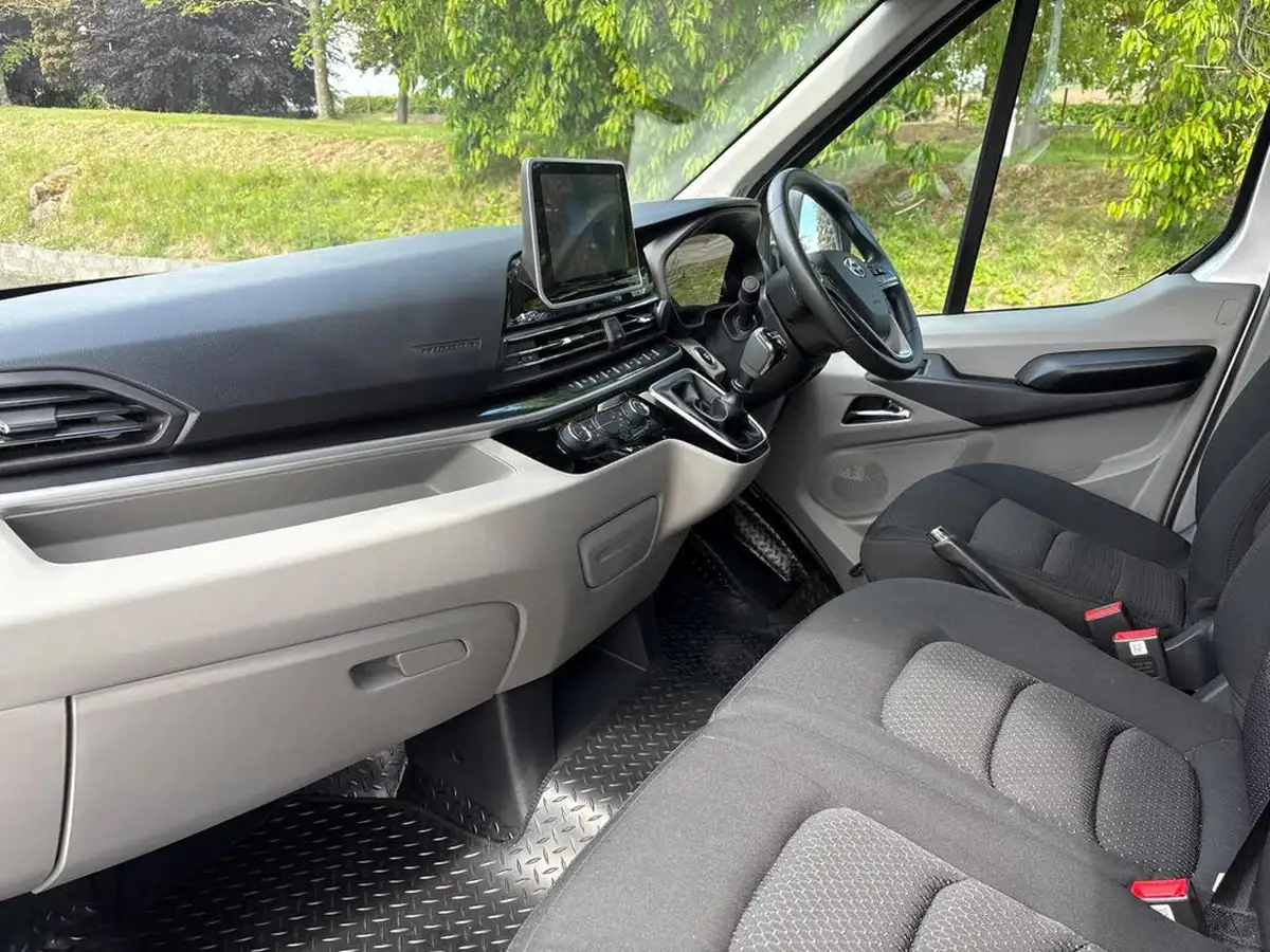 2022-maxus-deliver-9-20tdi-l3h2-lux-big-27