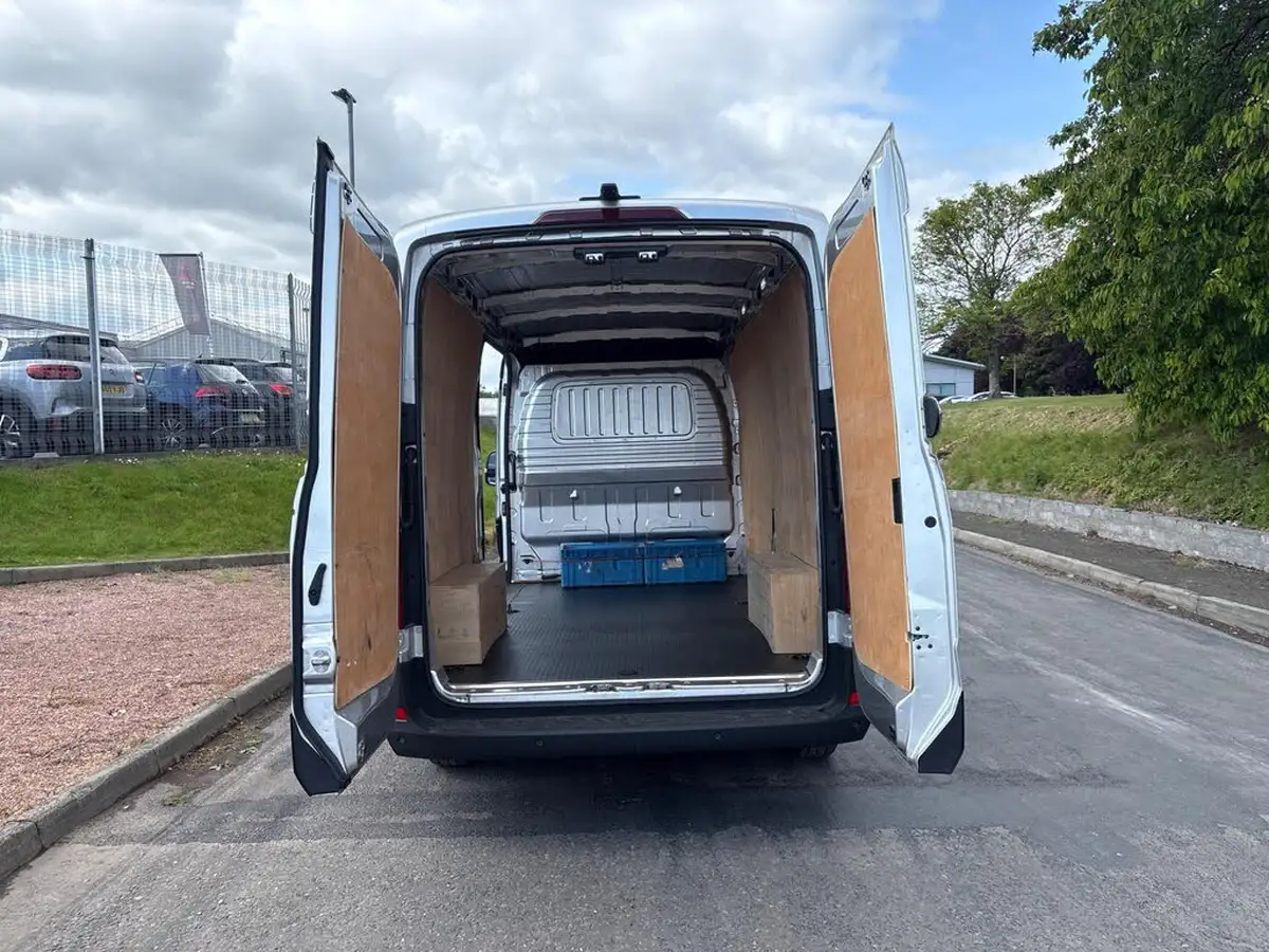 2022-maxus-deliver-9-20tdi-l3h2-lux-big-4