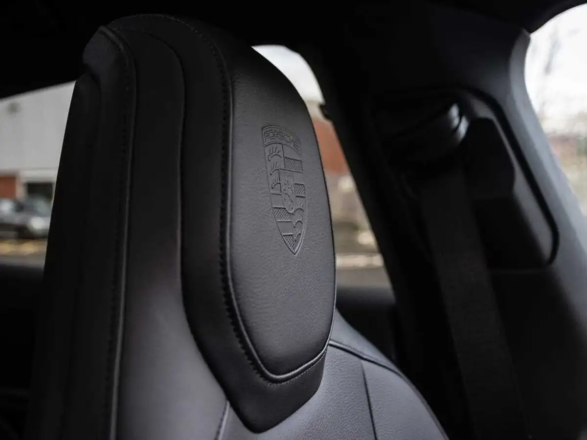 2024-porsche-taycan-e-4s-sport-turismo-544ps-big-17