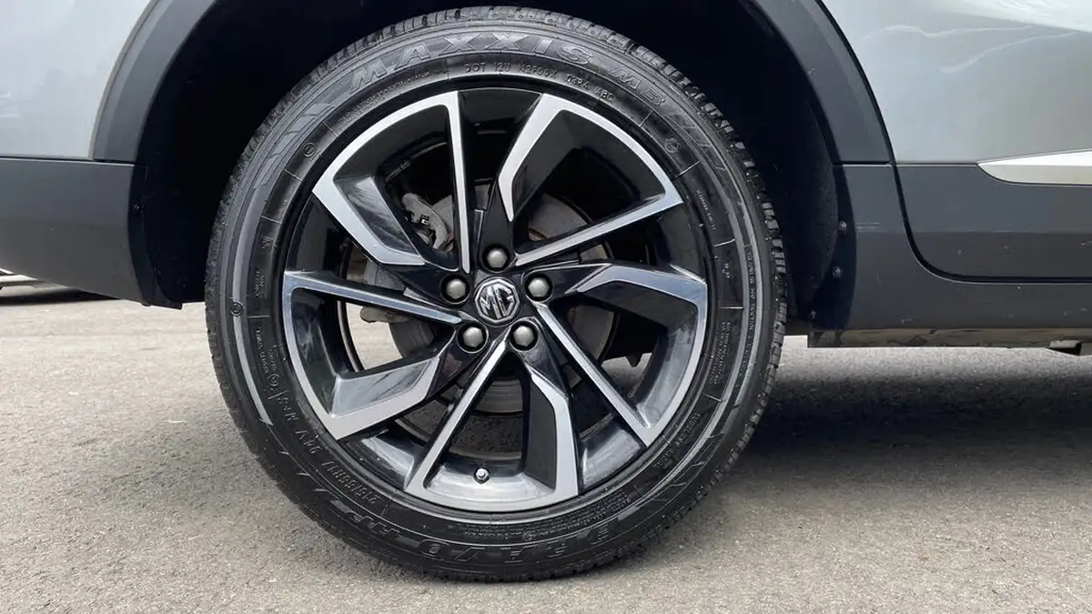 2024-mg-zs-suv-10t-gdi-exclusive-auto-big-18