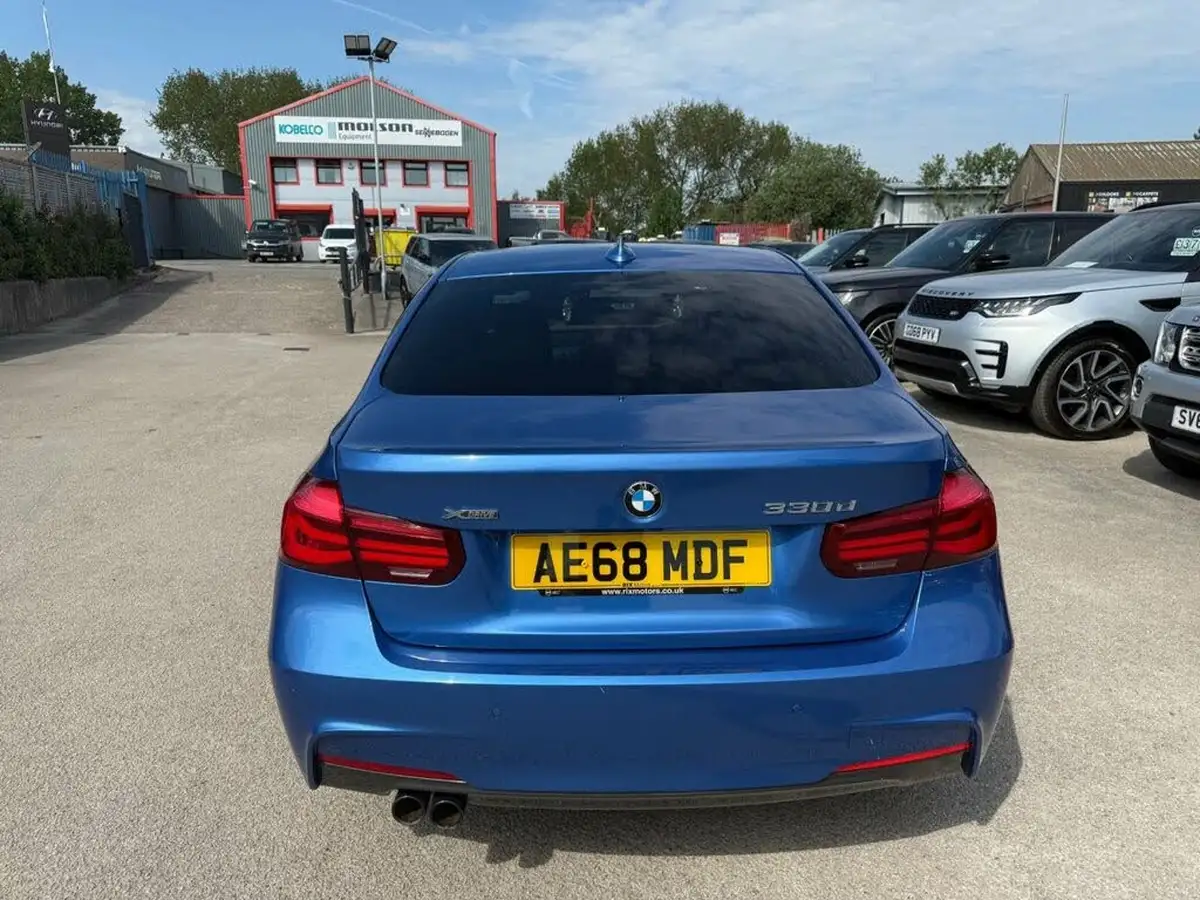 2018-bmw-3-series-30td-330d-xdrive-m-sport-shadow-edition-saloon-4d-big-6