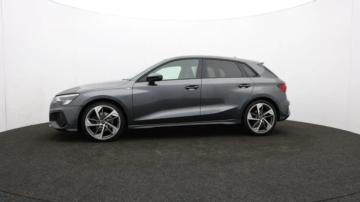 2022-audi-a3-15-35-tfsi-edition-1-sportback-5d-big-69