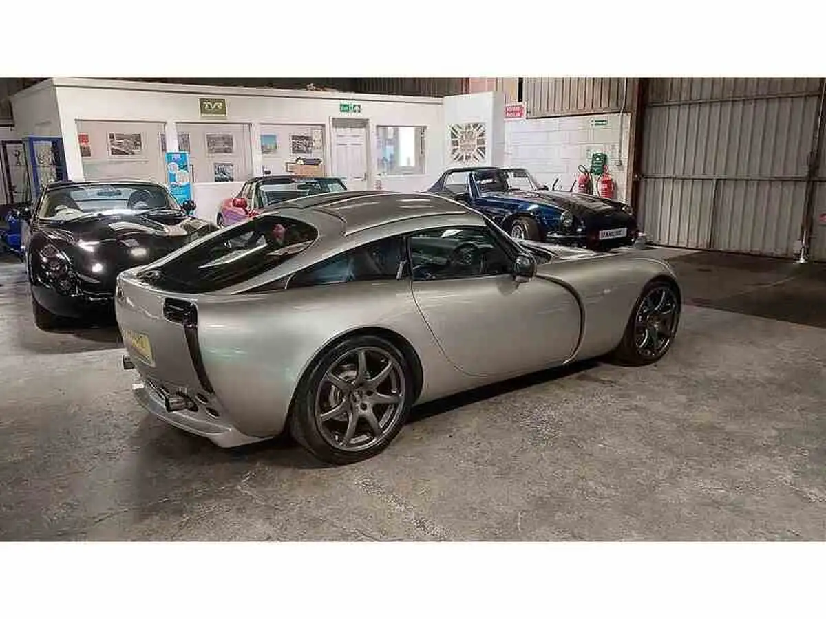 2005-tvr-t350t-36-big-7