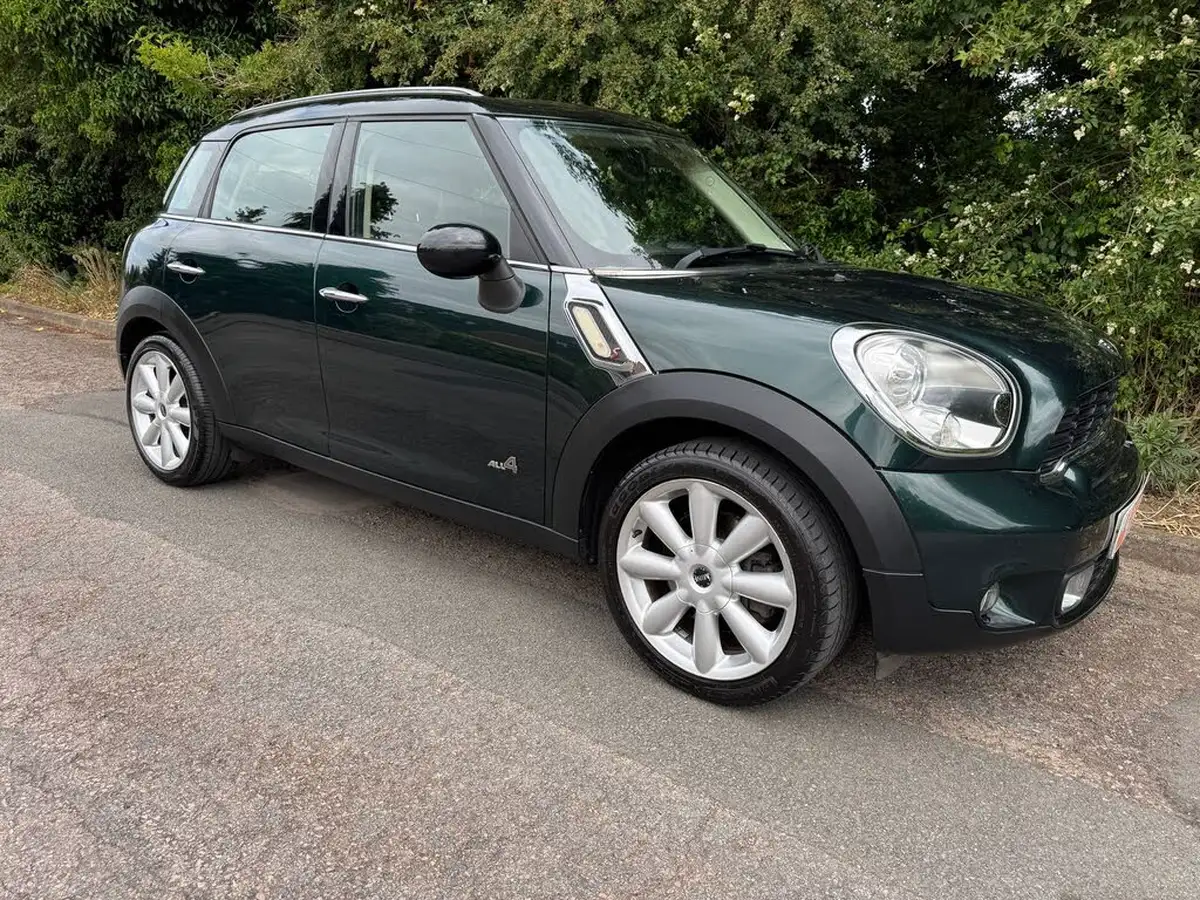 2011-mini-countryman-16-cooper-s-190bhp-all4-big-7