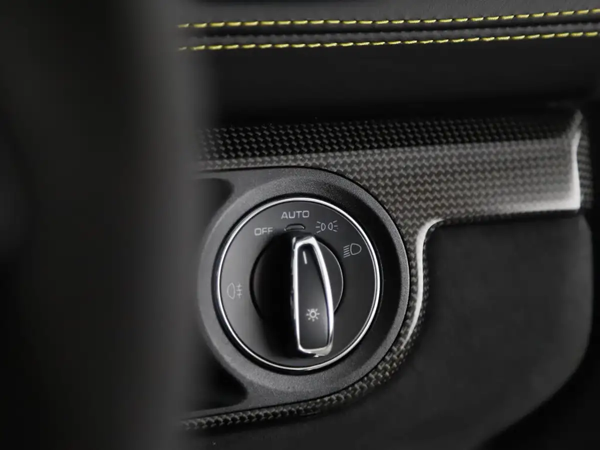 2020-porsche-boxster-718-40-spyder-big-17