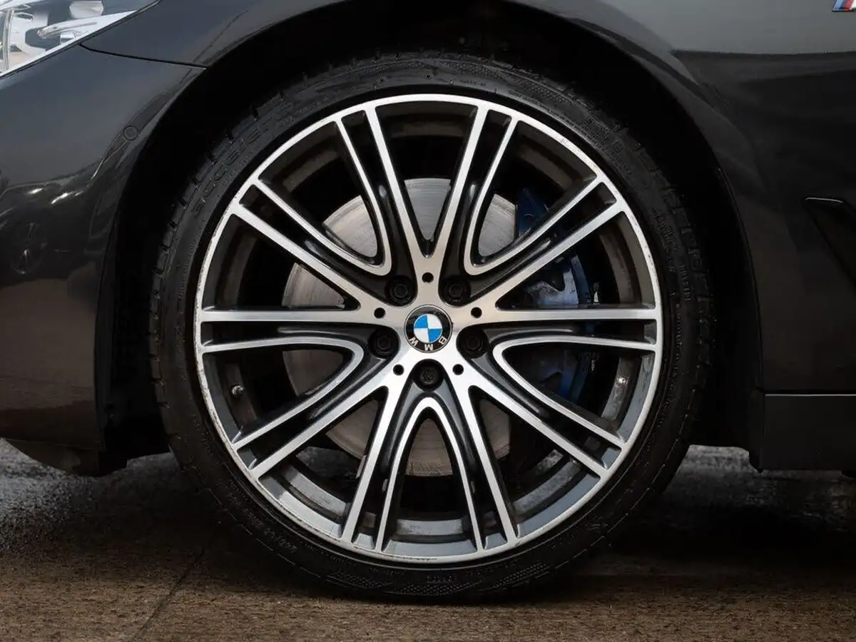 2019-bmw-5-series-30-540i-m-sport-plus-pack-saloon-4d-big-13