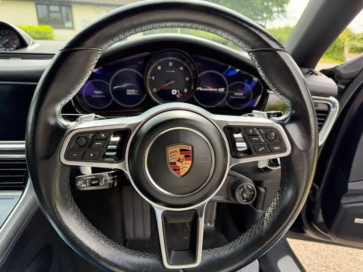 2016-porsche-panamera-40-v8-4s-diesel-big-19